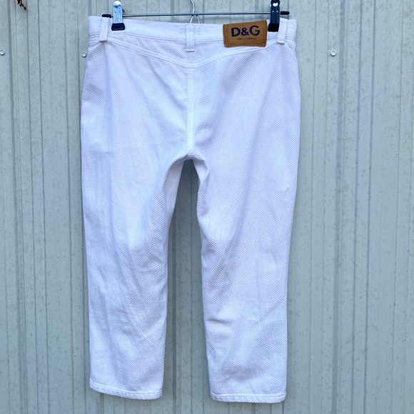 Dolce & Gabbana White Capris - Picture 3 of 10
